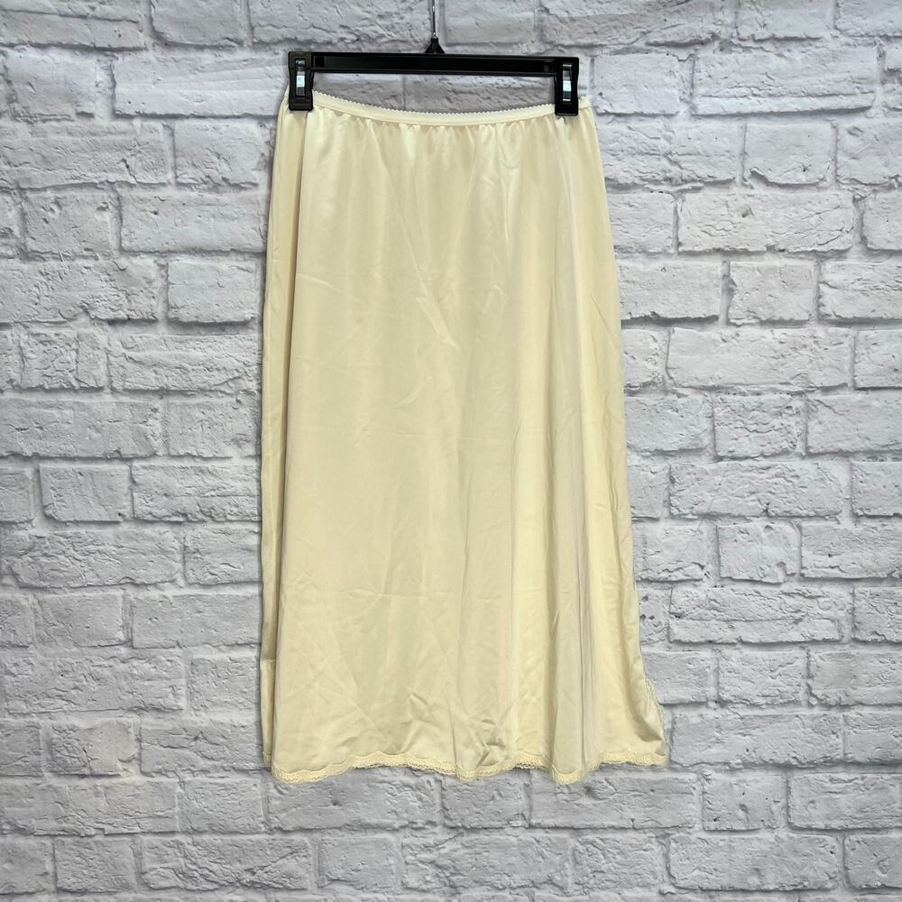 Vintage Shadowline Half Slip Pillow Tab Ivory Size M Lace Trim Side Slits